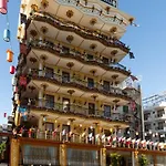 酒店 Marko Pasa Konagi 4*