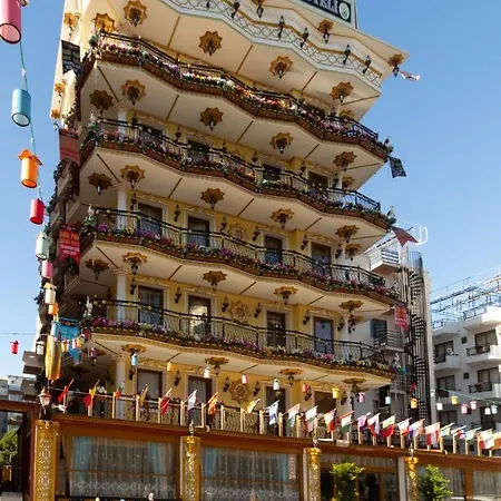 Hotel Marko Pasa Konagi 4*